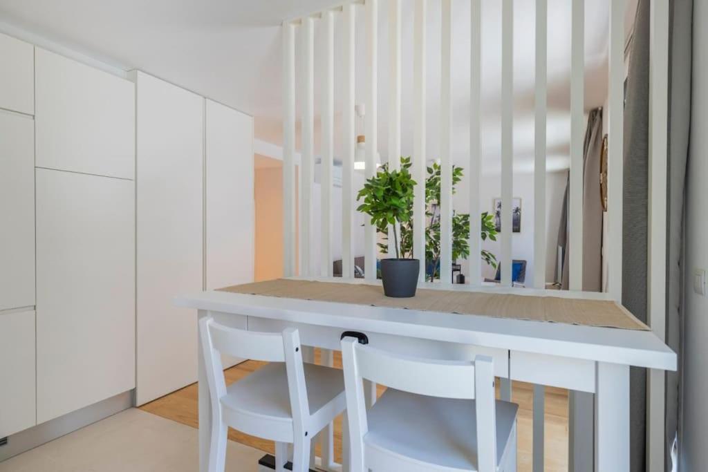 Campolide 2 Bedroom Delight By Innkeeper リスボン エクステリア 写真